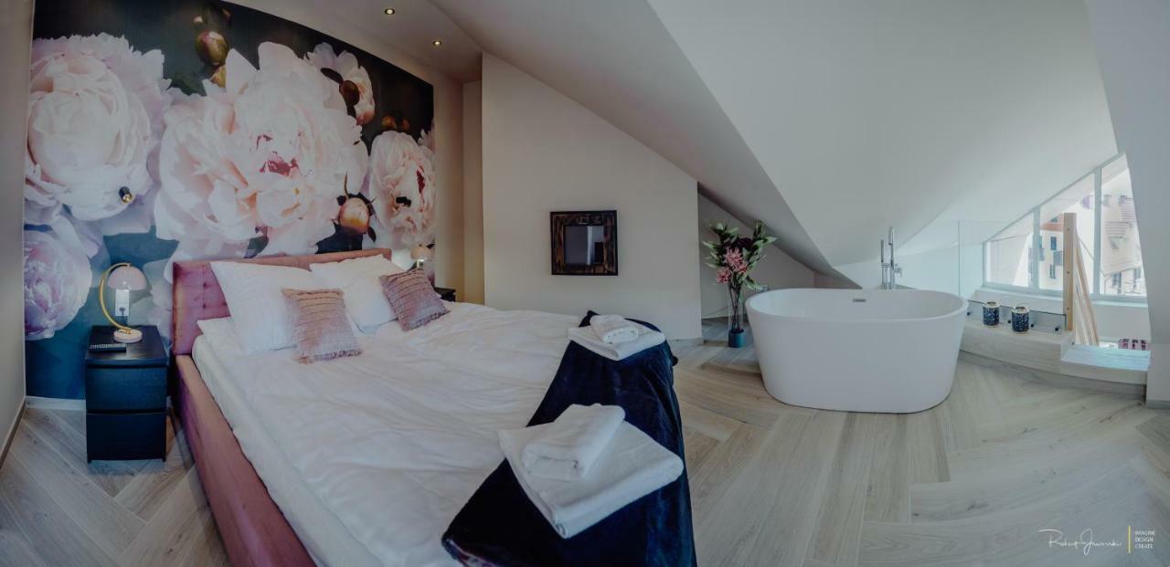 Apartament Silence Dwupoziomowy カルパッチ エクステリア 写真